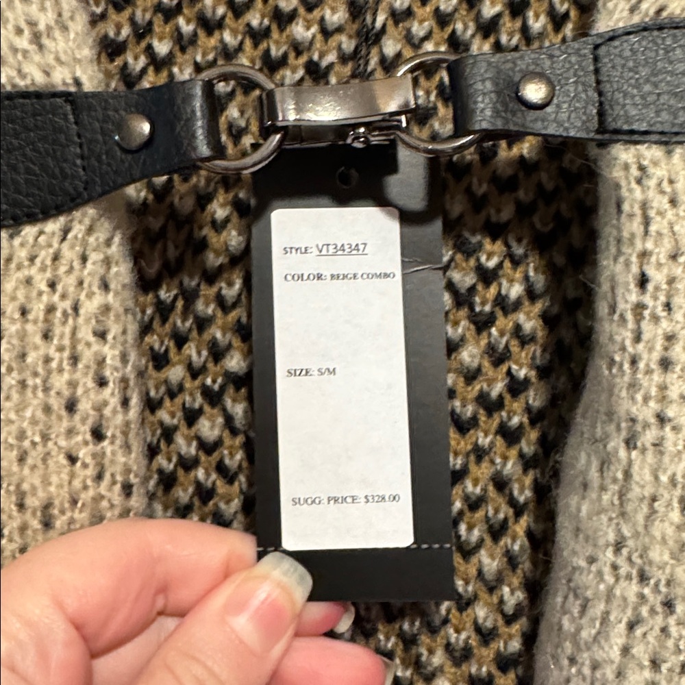 Vertigo Paris Eagle Poncho S/M - Picture 5 of 5